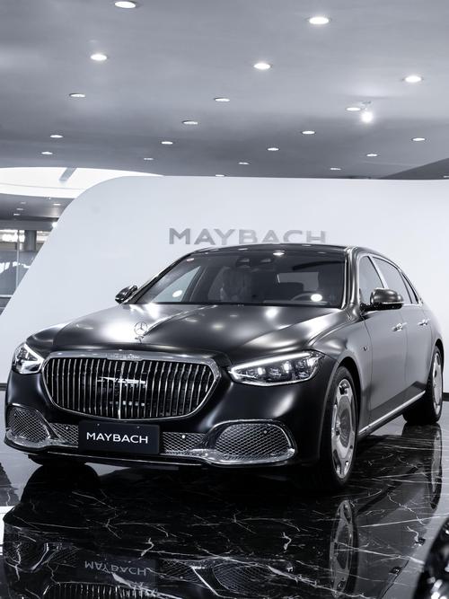 重庆261岚图汽车的售后服务让用户无忧出行，迈巴赫未来的豪华车趋势